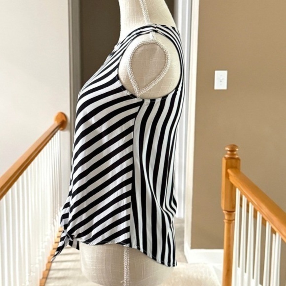 Loft Petites Black White Striped Tie Front Sleeveless Shell Top XXSP Button Back - Picture 3 of 10